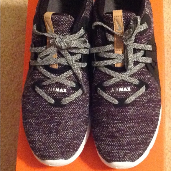 Nike Air Maxsequent 3 8 1/2 - Picture 2 of 4